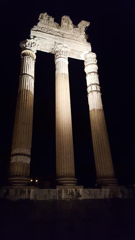 Domus Colosseo Roma Exterior foto